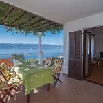 아파트 Holiday Home Sunny