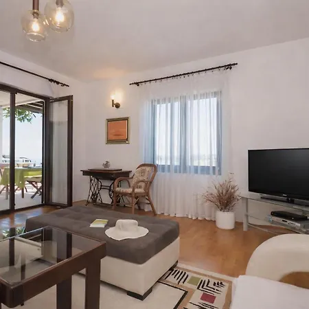 Apartment Sunny Čelina