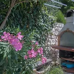 아파트 Holiday Home Sunny *