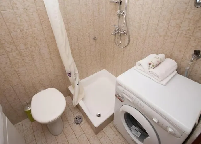 Apartman Holiday Home Sunny Celina